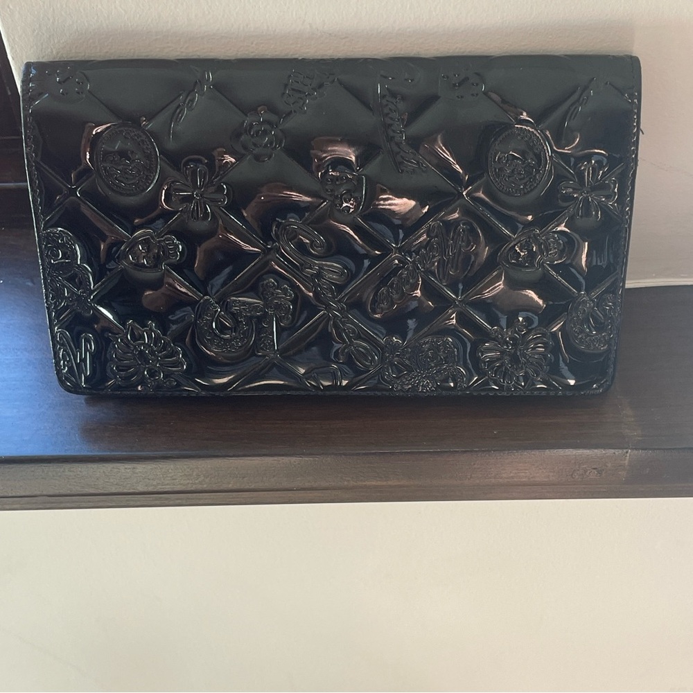 🌟🌟HOST PICK🌟🌟Chanel Gorgeous Patent Leather Long Wallet - Picture 2 of 12